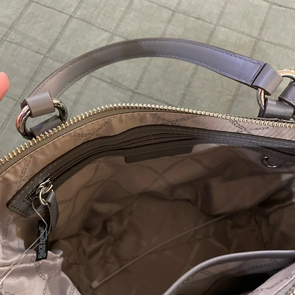 Michael Kors Sullivan handbag - Picture 9 of 15